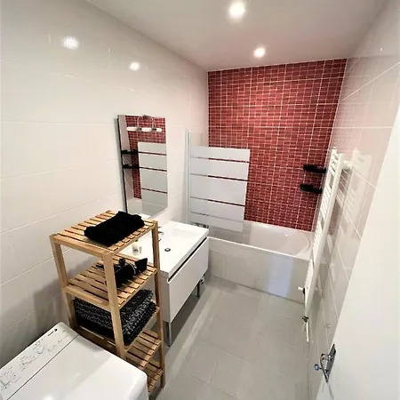 Appartement Reims proche hyper-centre 6 couchages Extérieur photo